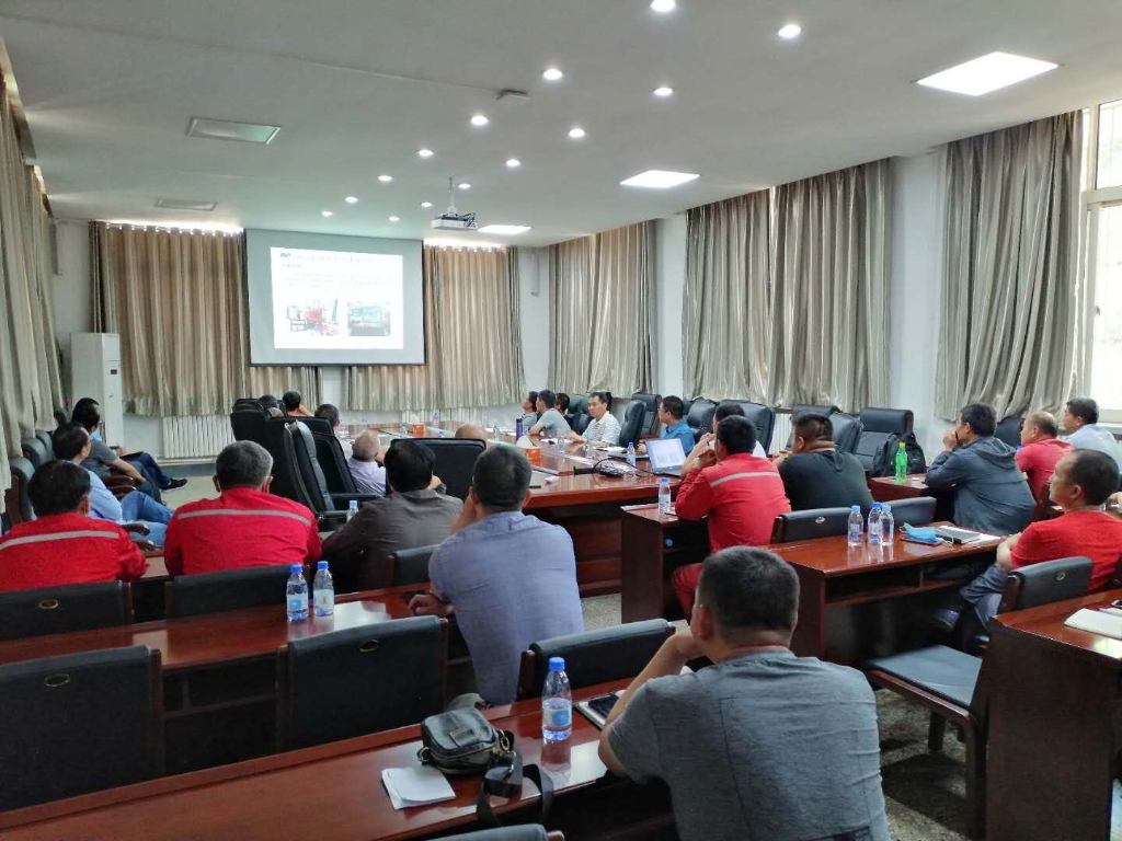 二機集團修井機及井口自動化新技術引關注